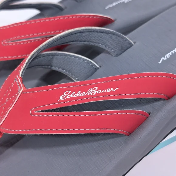 Eddie Bauer Women Flip Flops sz 7 Red Faux Leather Sandals Toe Post beach - Picture 4 of 10